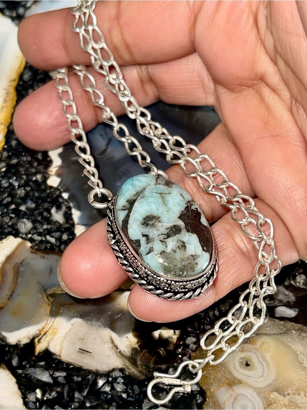 DR Caribbean Larimar Crystal Pendant Necklace - Picture 10 of 17